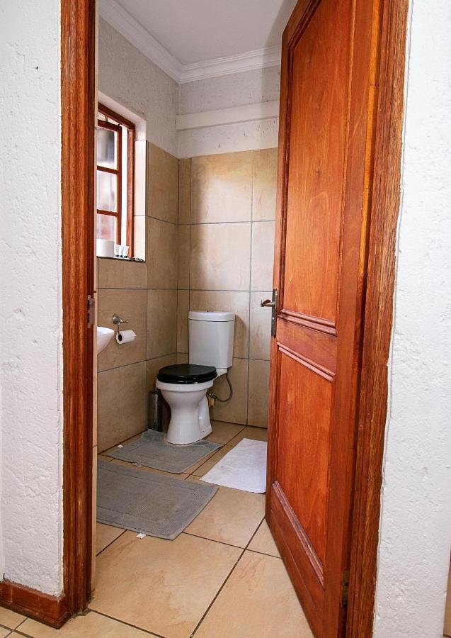 The Doors Inn モコパネ エクステリア 写真